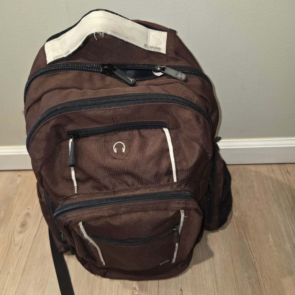 Travelpro Multi-Compartment Backpack - Picture 3 of 6
